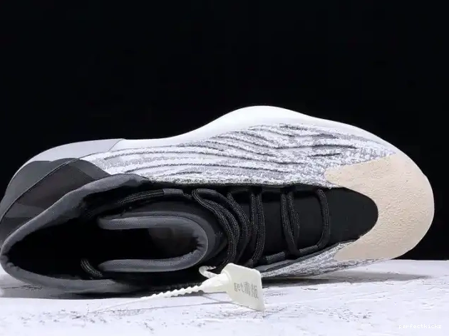 Adidas Basketball EG1535 Yeezy Quantum 0526